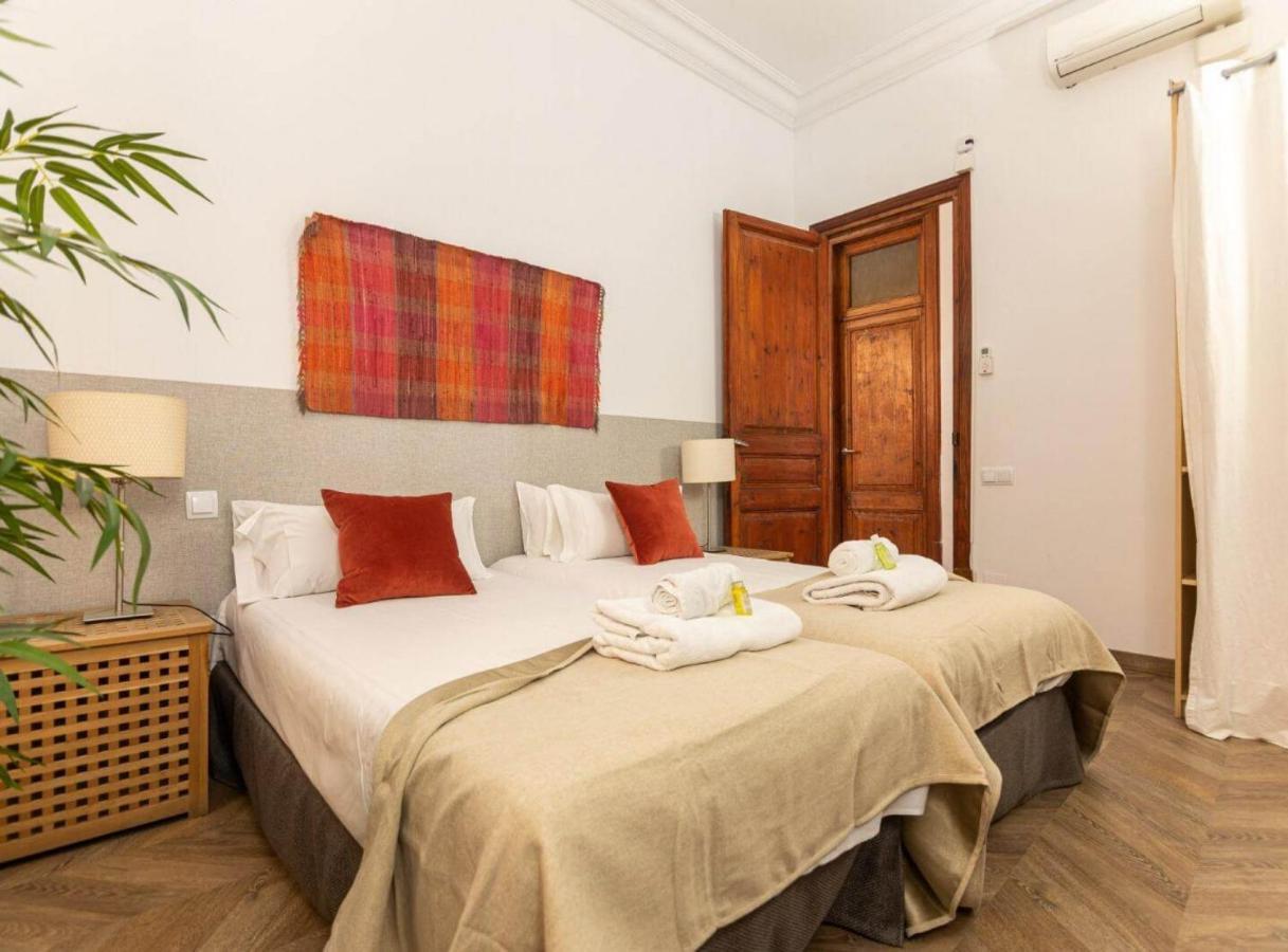 Great Spacious Apartment In The Gothic Quarter Барселона Экстерьер фото