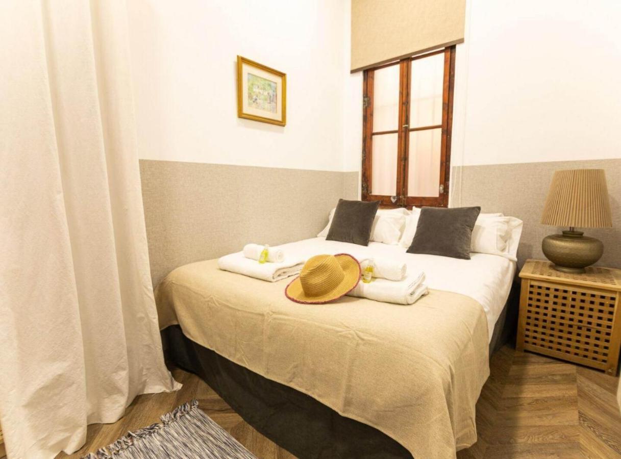Great Spacious Apartment In The Gothic Quarter Барселона Экстерьер фото
