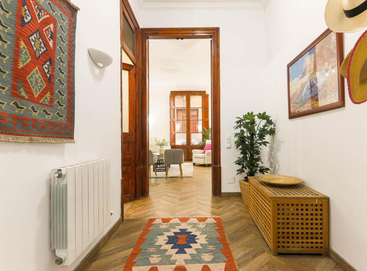 Great Spacious Apartment In The Gothic Quarter Барселона Экстерьер фото